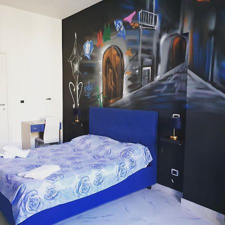 Civico 109 Bed & Breakfast Napoli Bagian luar foto